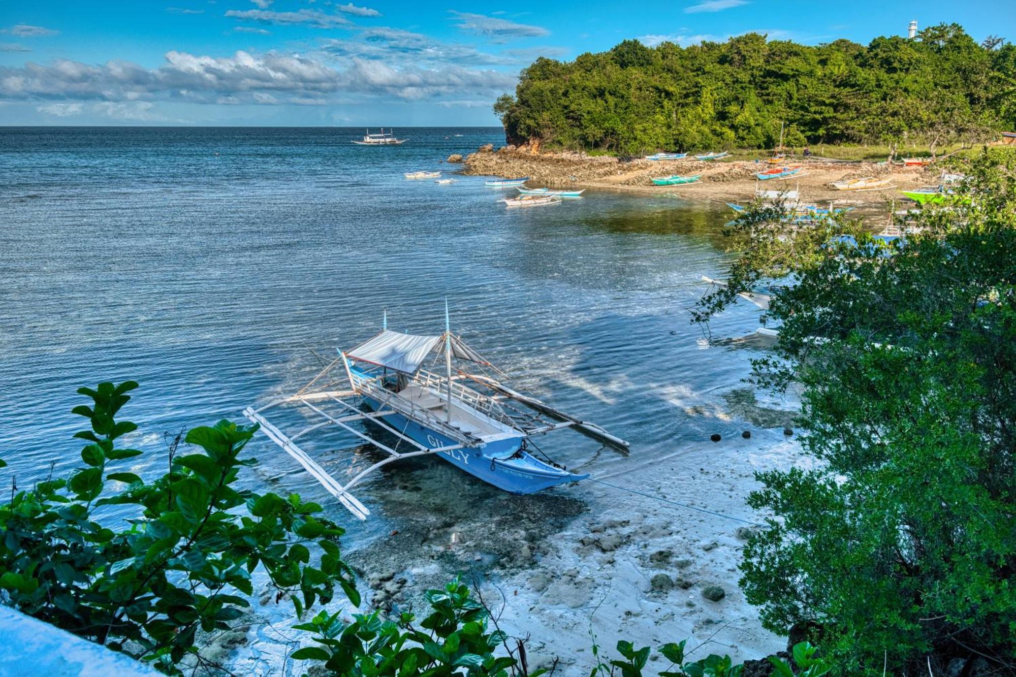 Pilar Pilapil Beach Resort Daanbantayan Exterior photo