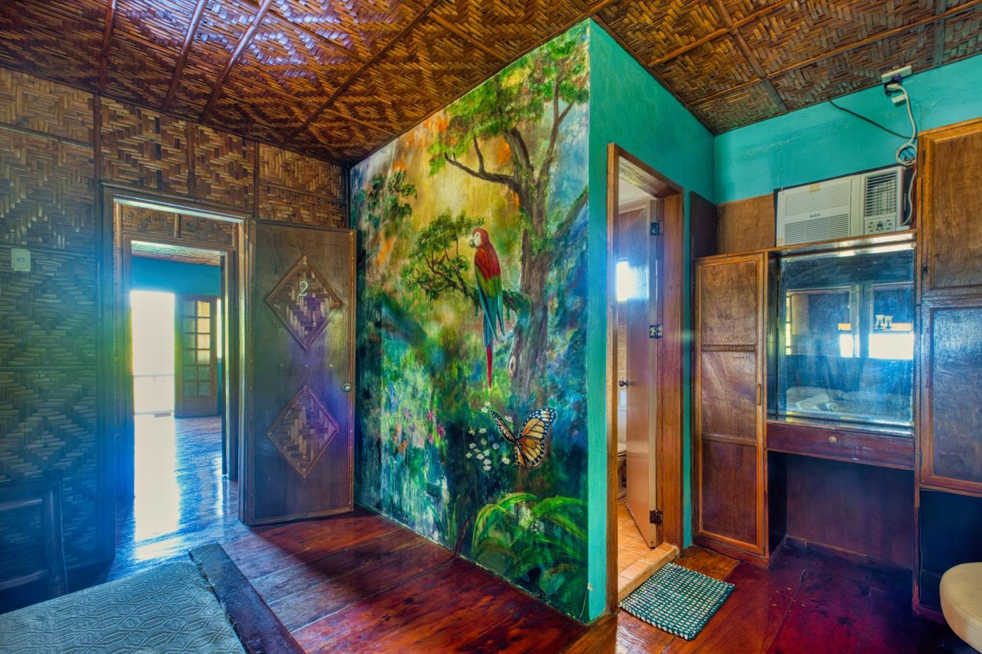 Pilar Pilapil Beach Resort Daanbantayan Room photo