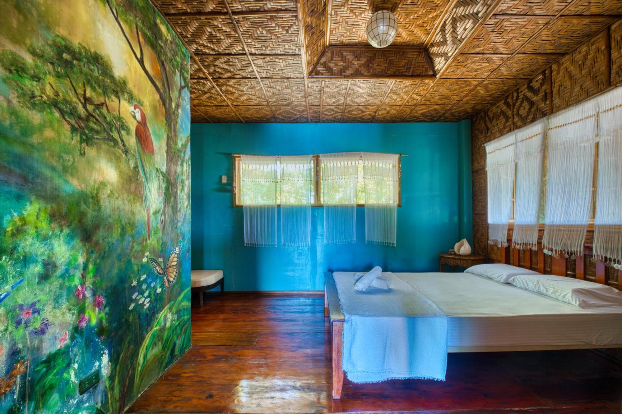 Pilar Pilapil Beach Resort Daanbantayan Room photo